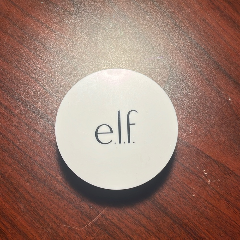 ELF Cosmetics Powder Foundation - Fair 140W